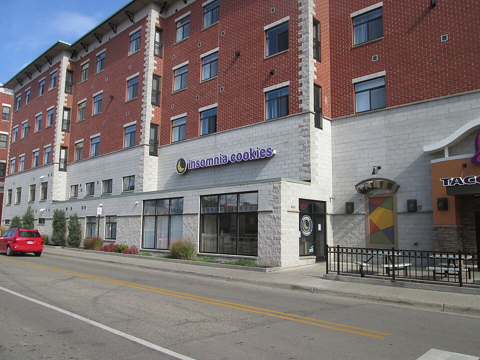 Lansing — local market for B2B and wholesale portals
