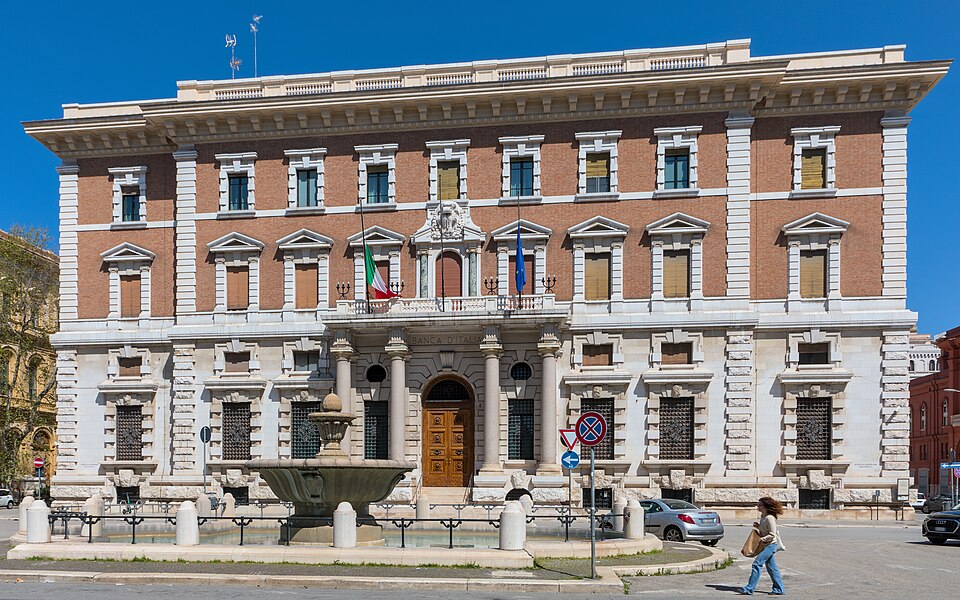 Bari — local market for international and multi-region stores