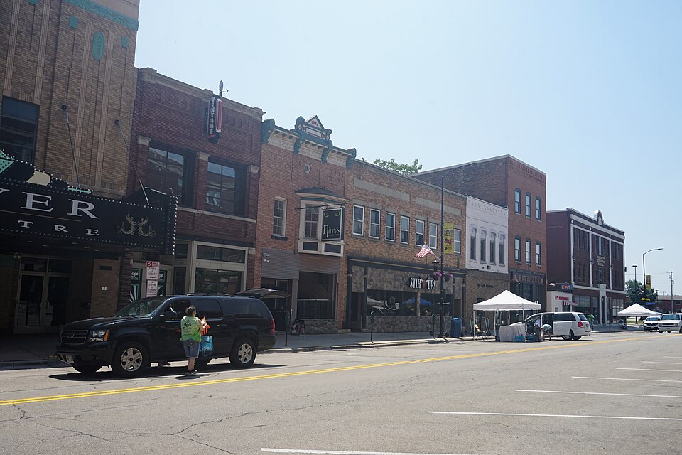 Green Bay — multi-vendor marketplaces for local businesses