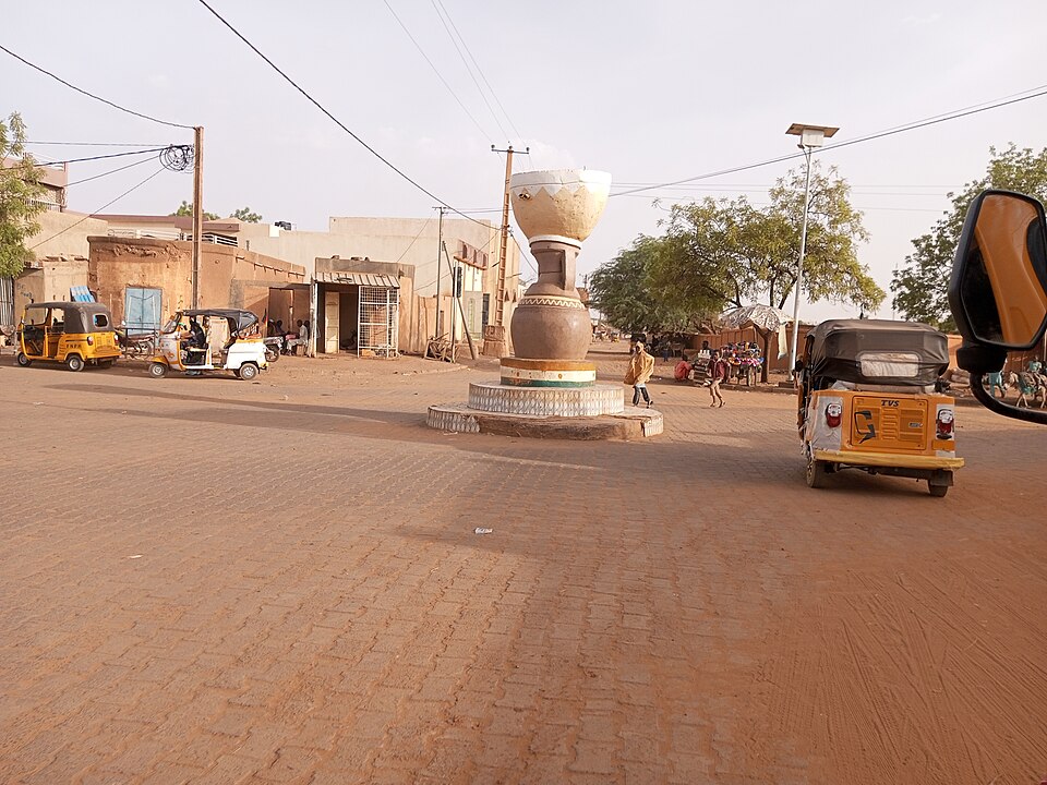 Tahoua — local market for multi-vendor marketplaces