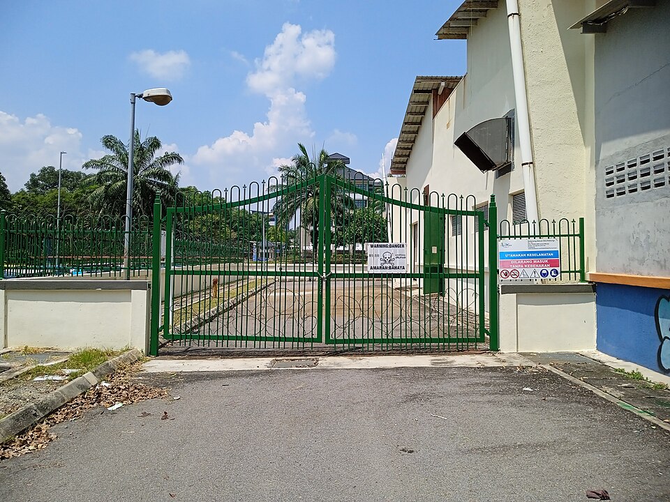 Cyberjaya — multi-vendor marketplaces for local businesses