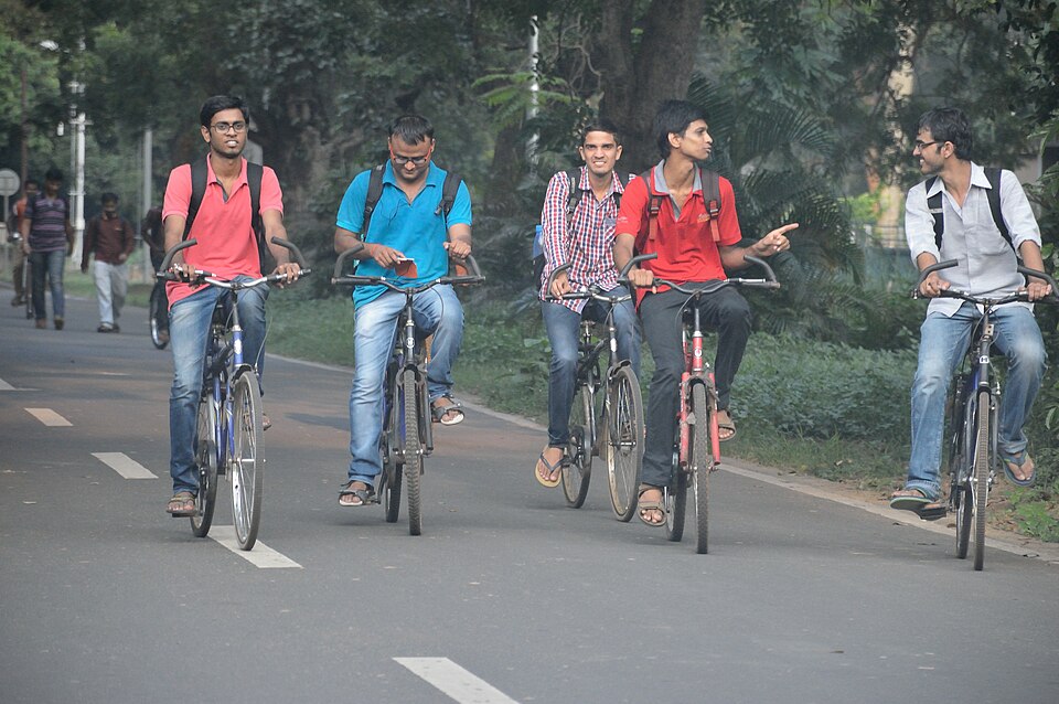 Kharagpur — subscription and membership platforms for local businesses