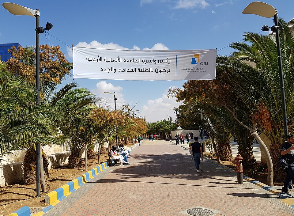 Madaba — local market for subscription and membership platforms