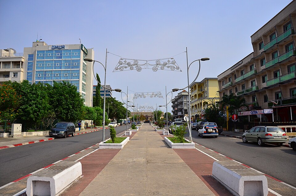 Bata — local market for mobile commerce apps