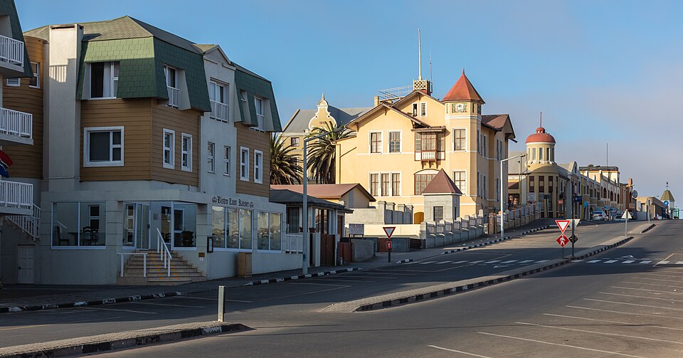 Swakopmund — local market for mobile commerce apps