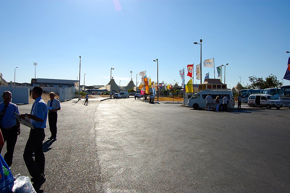 Hurghada — manufacturer and distributor portals for local businesses