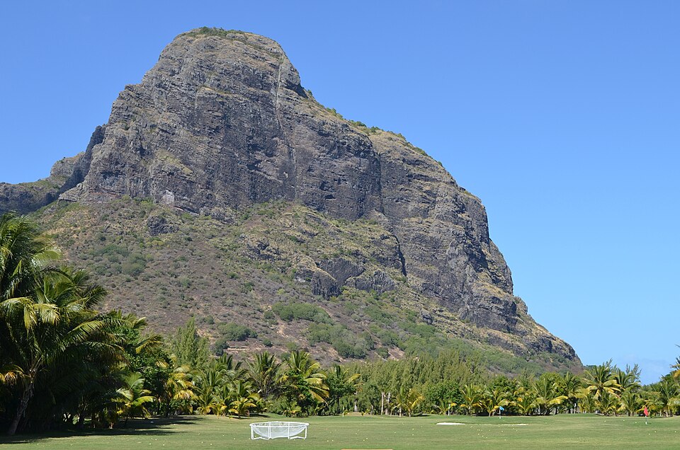 Mauritius — local market for international and multi-region stores