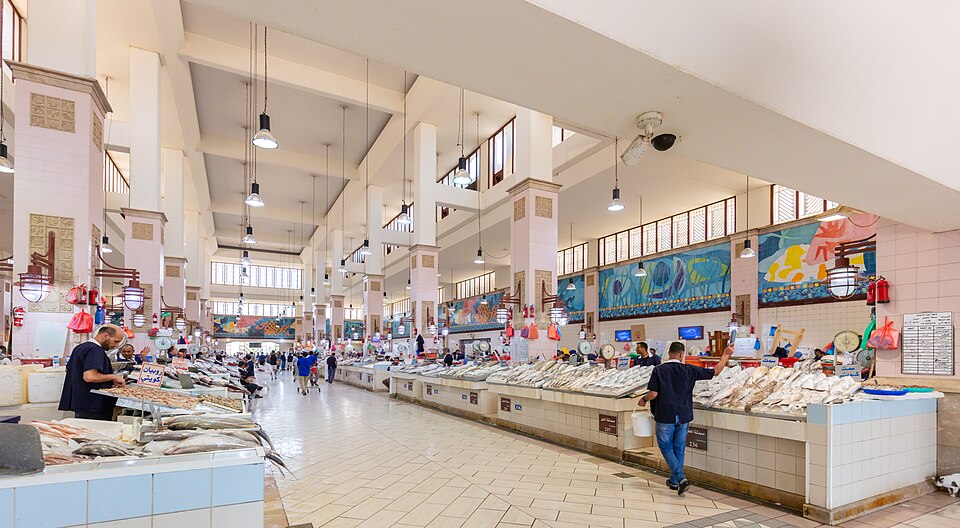 Kuwait City — local market for multi-vendor marketplaces