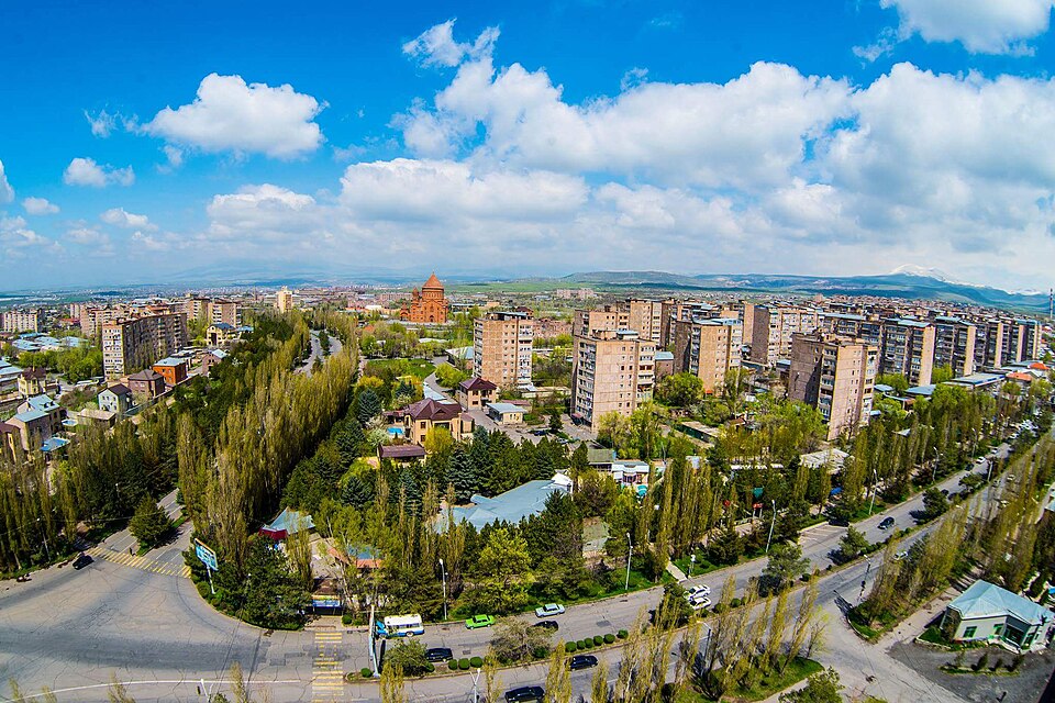 Abovyan — local market for mobile commerce apps