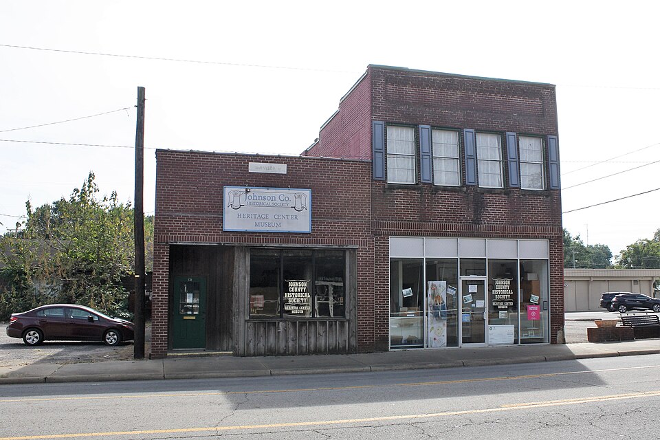 Clarksville — subscription and membership platforms for local businesses