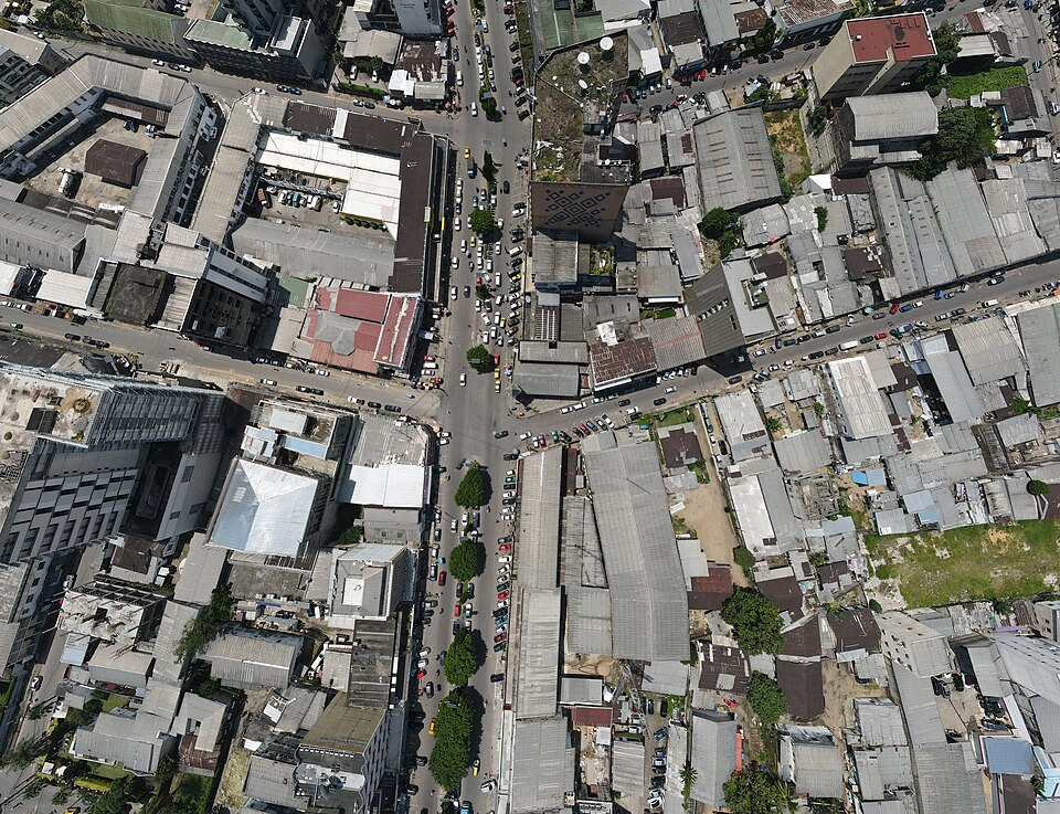 Douala — multi-vendor marketplaces for local businesses