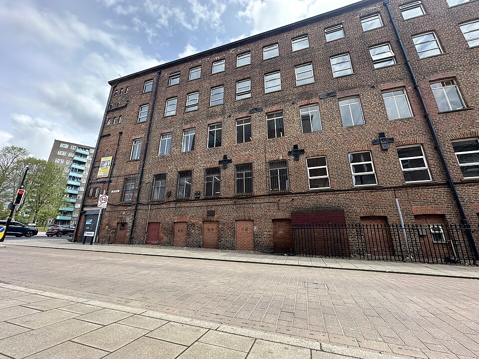 Leeds — B2B and wholesale portals for local businesses