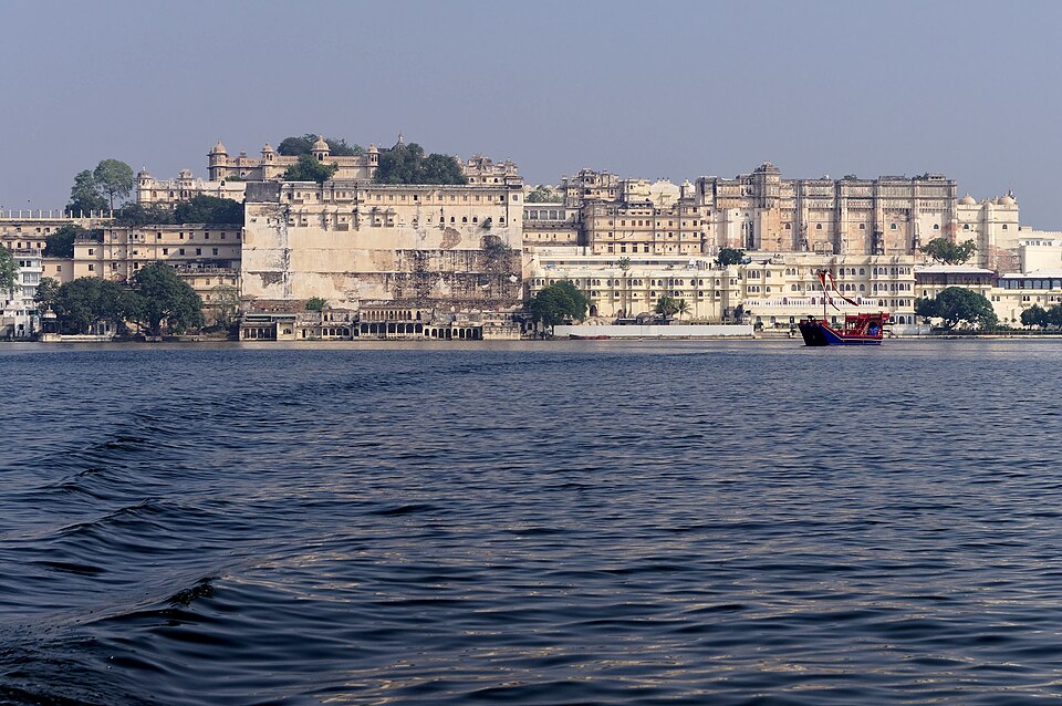Udaipur — local market for service booking platforms