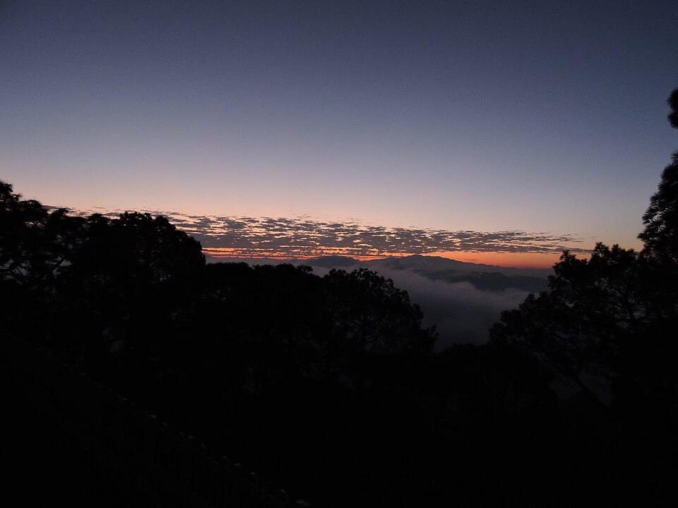 Kasauli — local market for custom e-commerce platforms