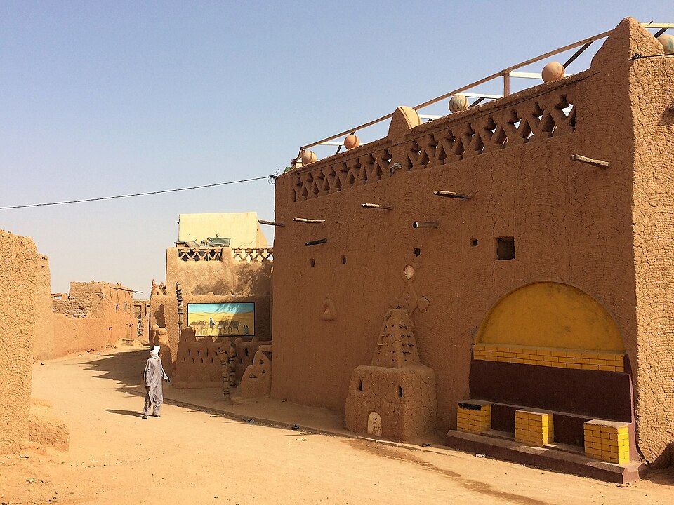 Agadez — B2B and wholesale portals for local businesses