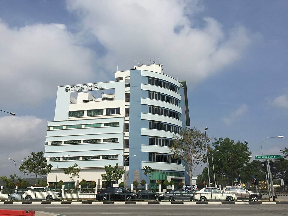 Tampines — manufacturer and distributor portals for local businesses