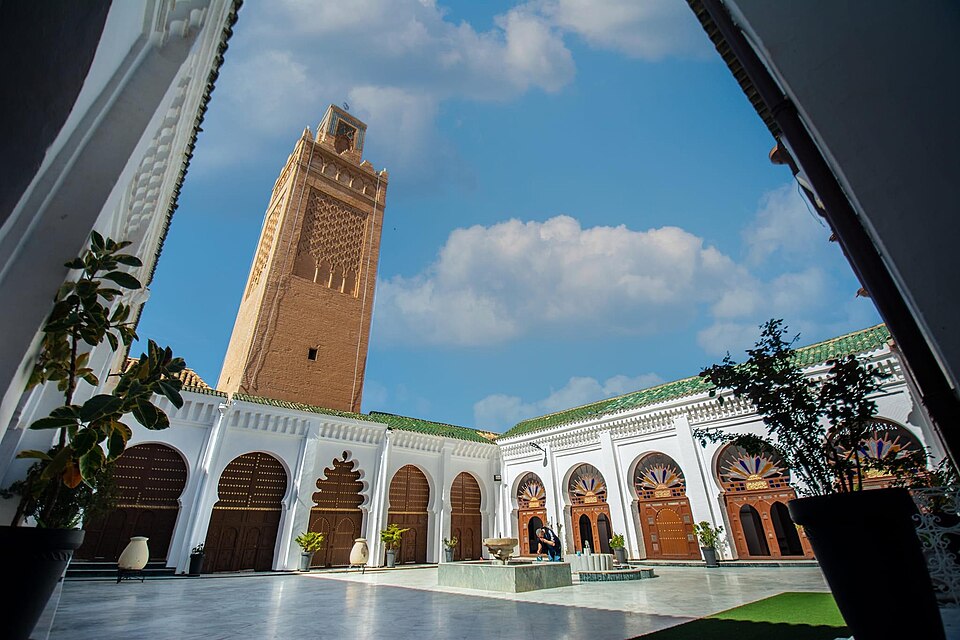 Tlemcen — local market for online stores