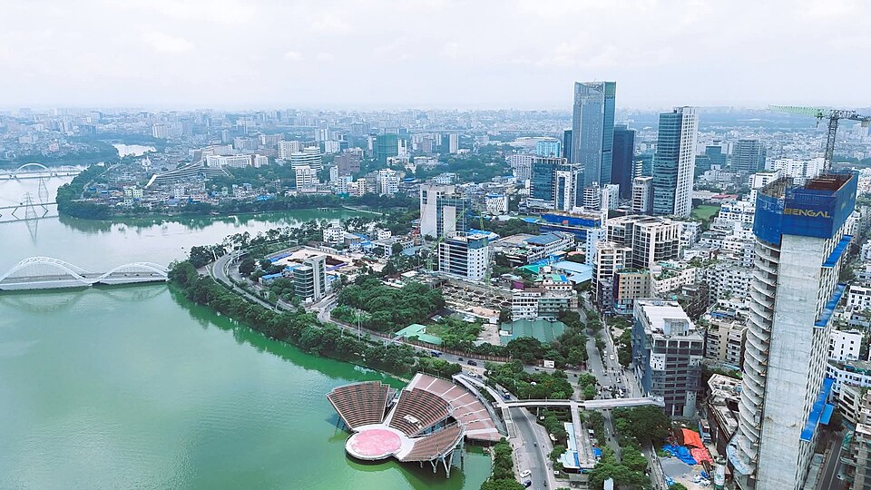 Dhaka — local market for online stores