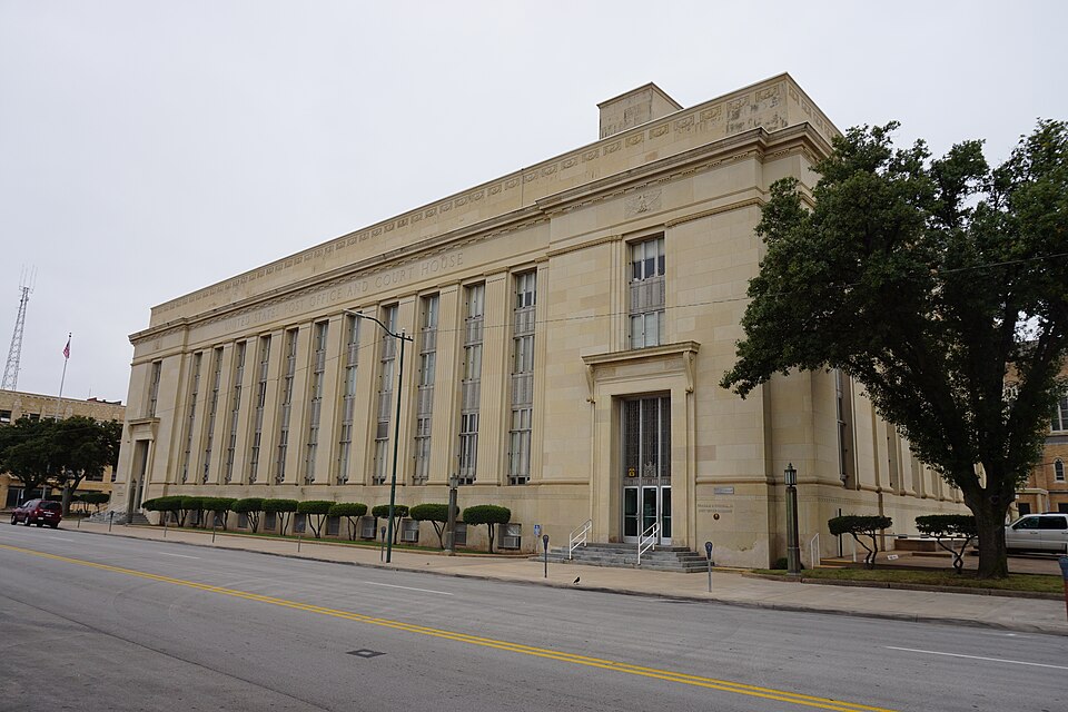 Wichita — B2B and wholesale portals for local businesses
