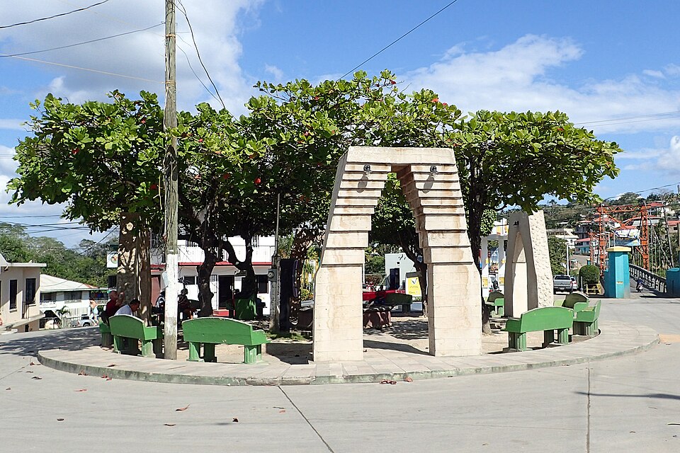 San Ignacio — manufacturer and distributor portals for local businesses