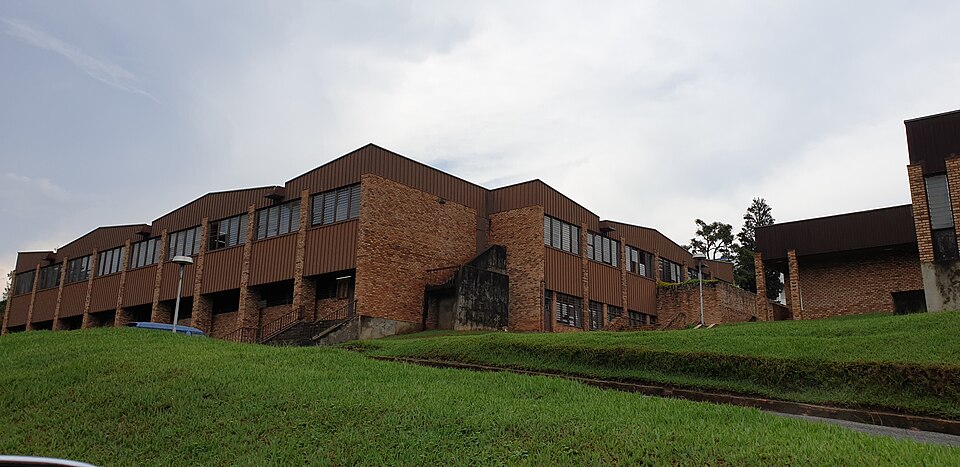 Huye — local market for international and multi-region stores