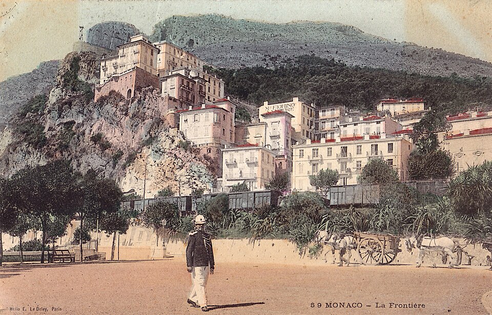 Monaco — local market for online stores