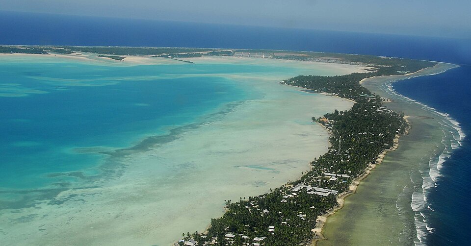 South Tarawa — local market for online stores