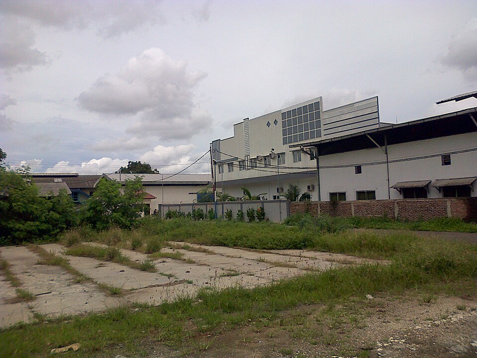 Tangerang — local market for service booking platforms
