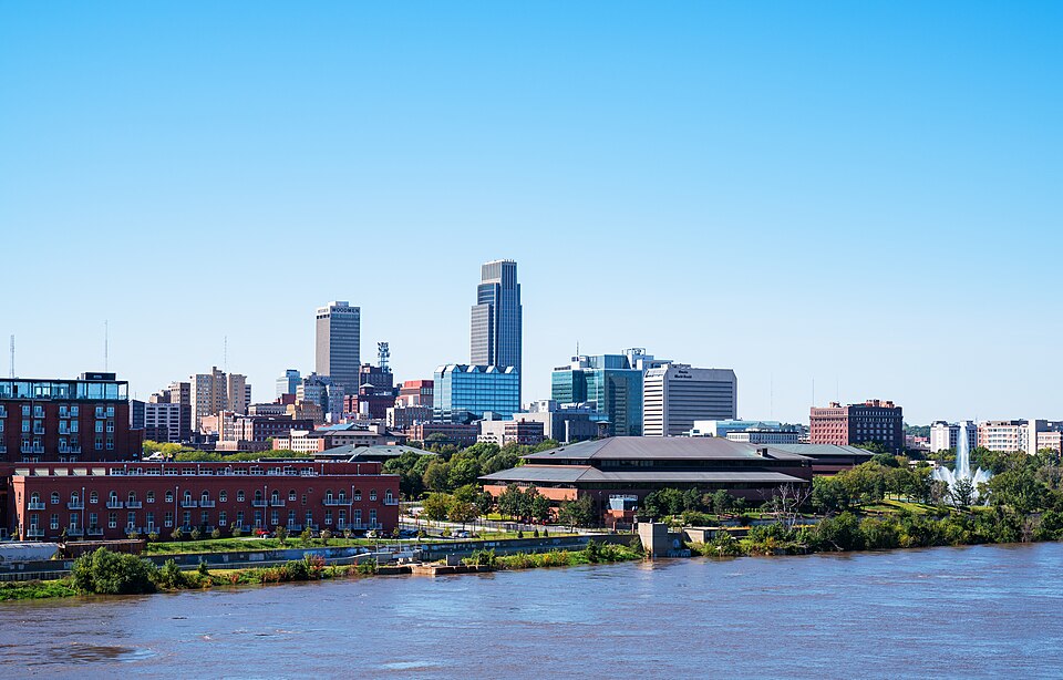 Omaha — local market for online stores