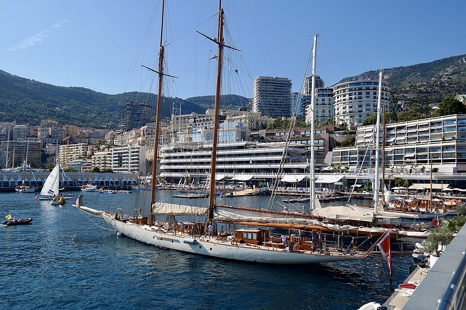 Monaco-Ville — local market for manufacturer and distributor portals