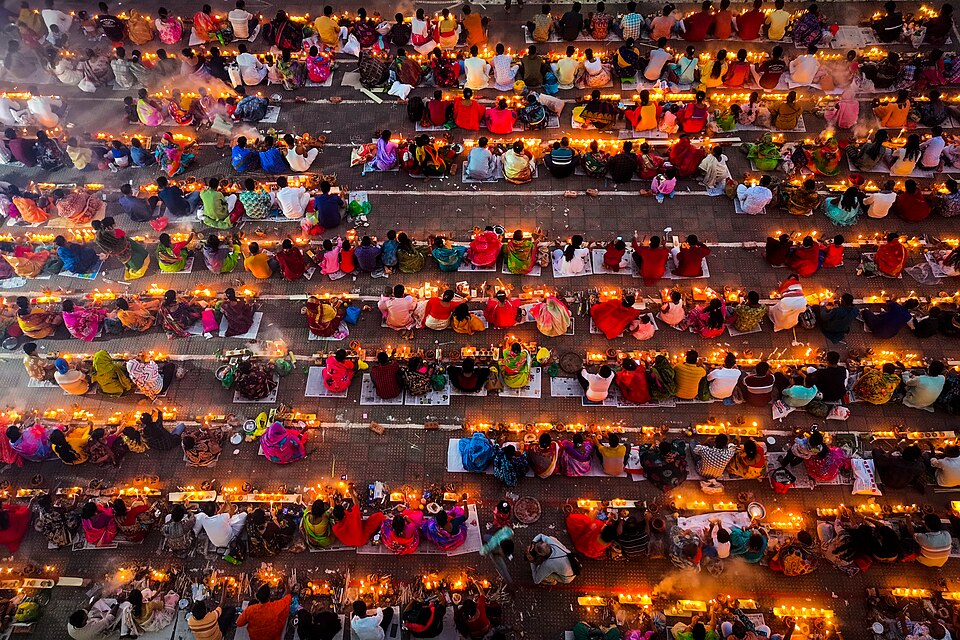Narayanganj — local market for mobile commerce apps