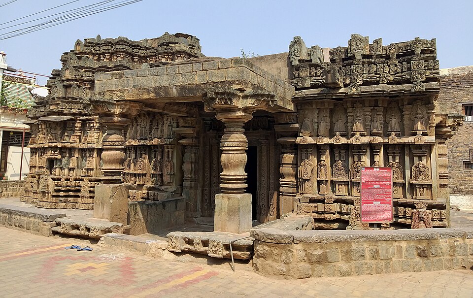 Gadag — local market for service booking platforms