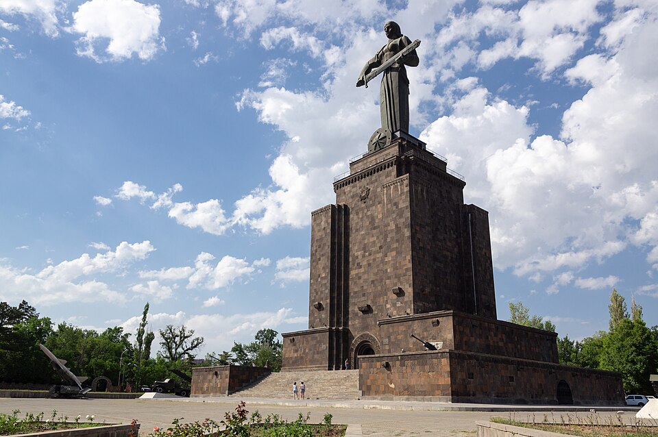 Yerevan — multi-vendor marketplaces for local businesses