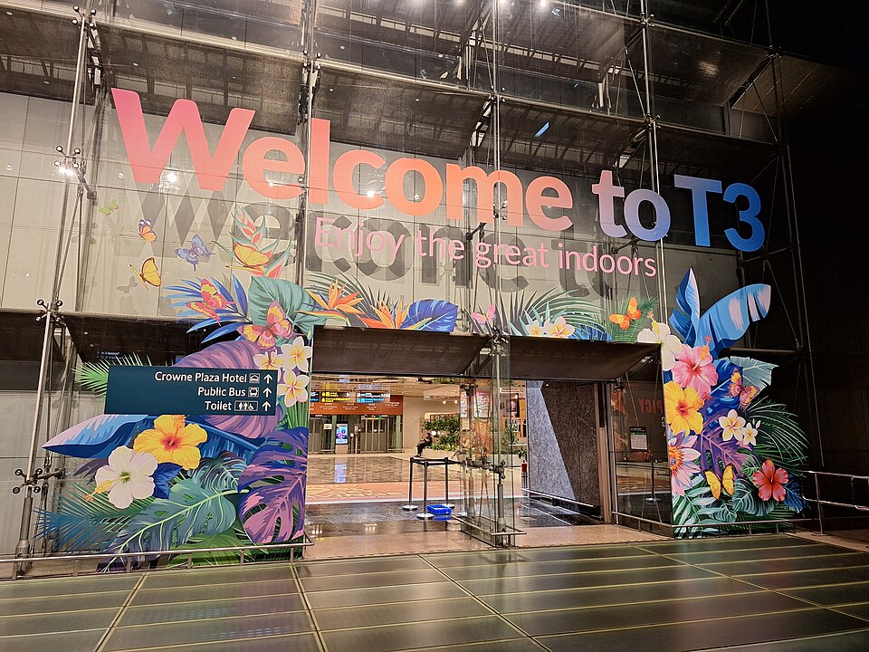 Changi — manufacturer and distributor portals for local businesses