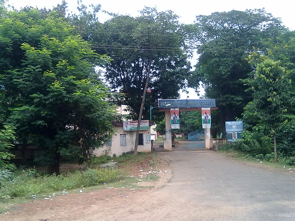 Durgapur — local market for mobile commerce apps