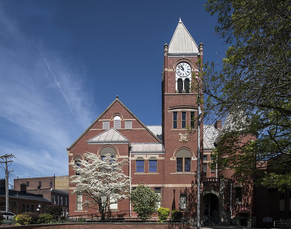 Morgantown — local market for custom e-commerce platforms