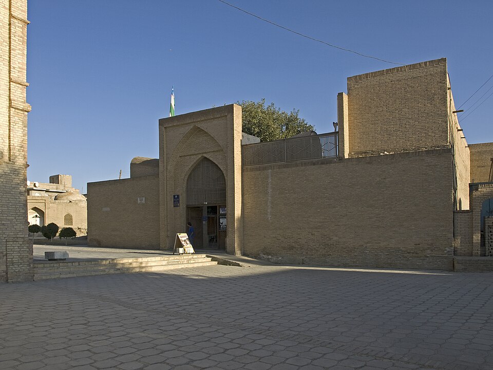 Bukhara — custom e-commerce platforms for local businesses