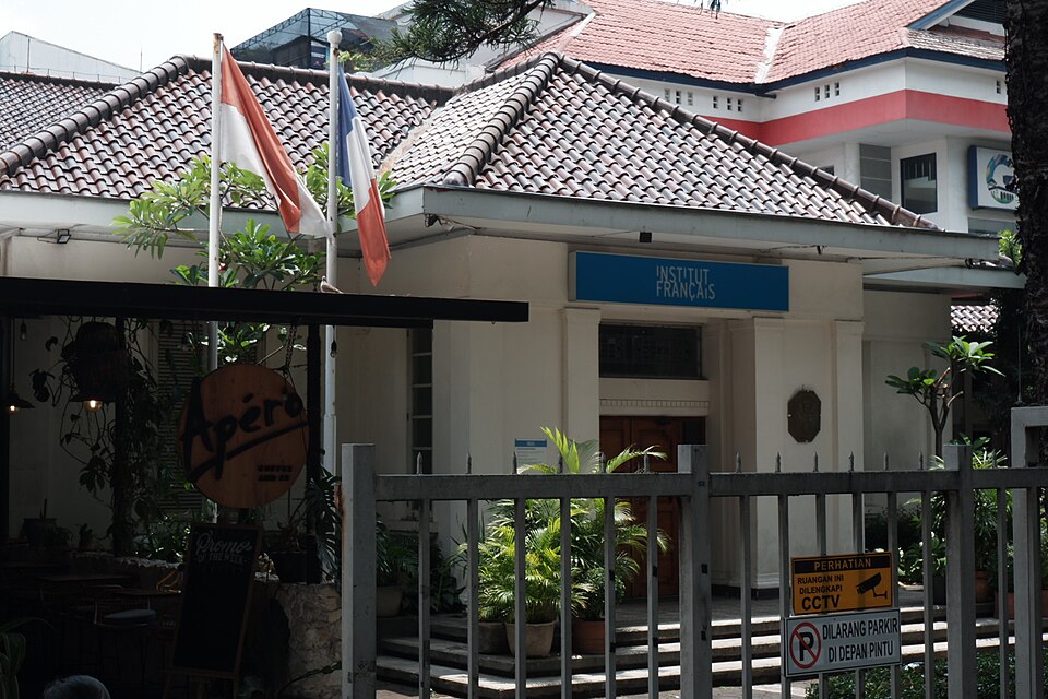 Bandung — subscription and membership platforms for local businesses