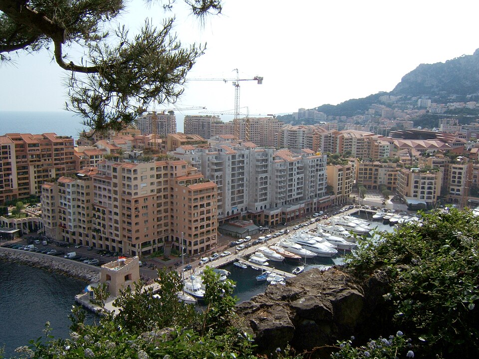 Fontvieille — local market for manufacturer and distributor portals
