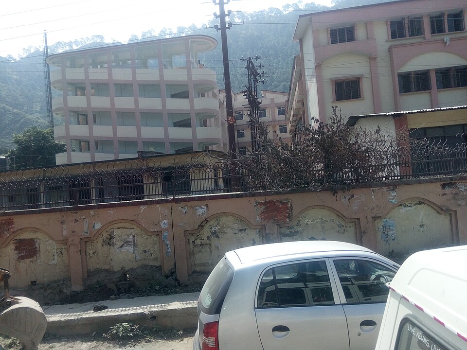 Srinagar (Garhwal) — B2B and wholesale portals for local businesses