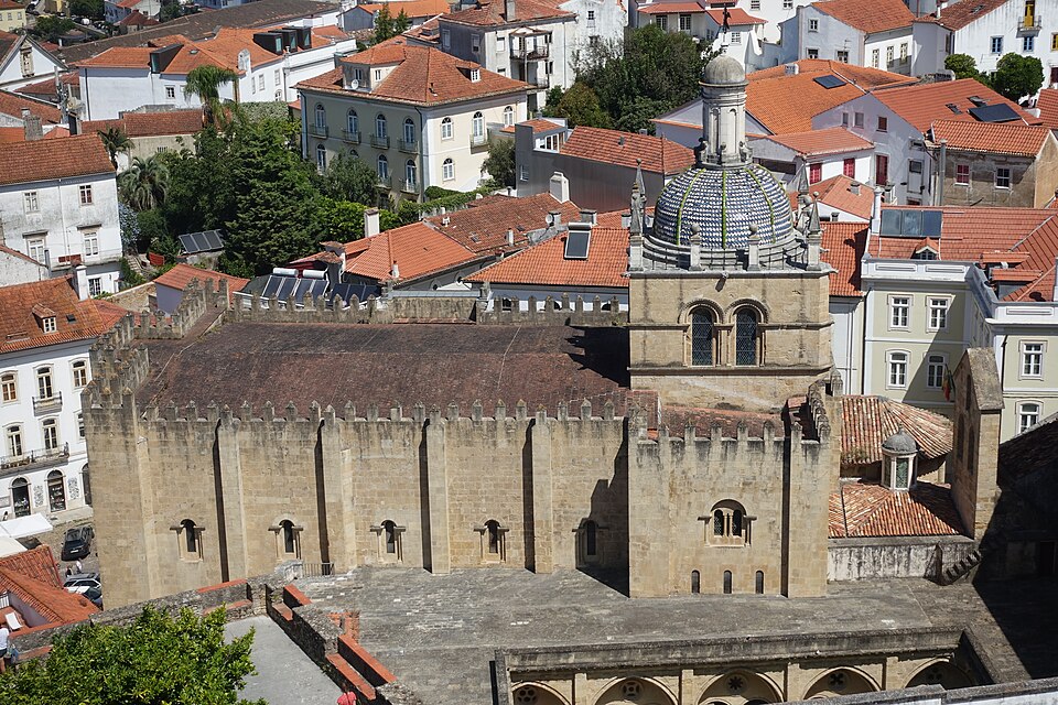 Coimbra — local market for international and multi-region stores