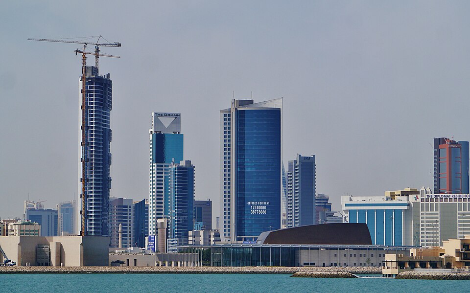 Muharraq — local market for manufacturer and distributor portals