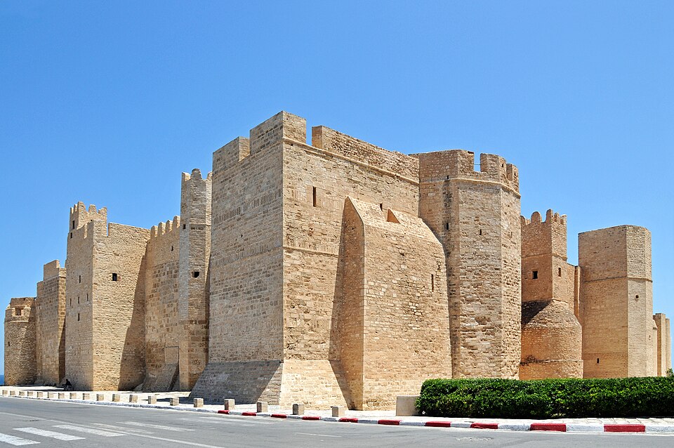 Monastir — online stores for local businesses