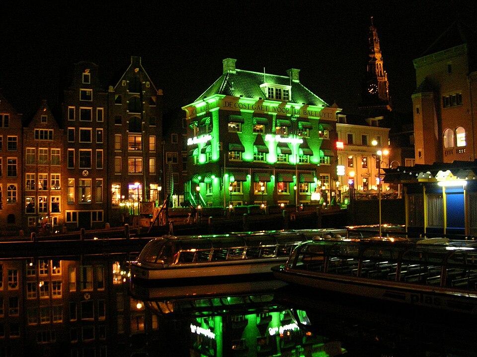 Amsterdam — international and multi-region stores for local businesses