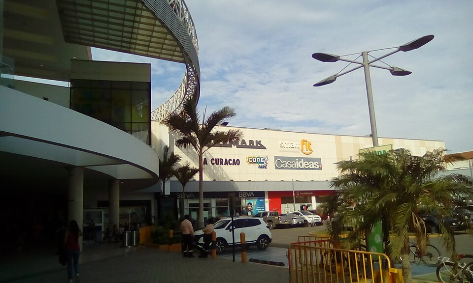 Piura — manufacturer and distributor portals for local businesses