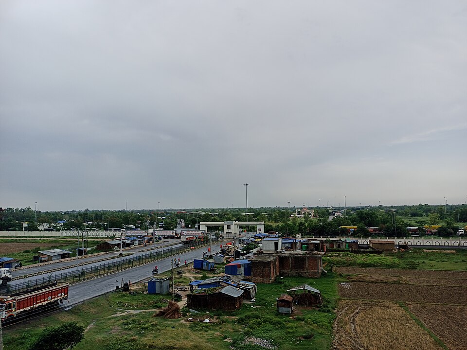 Birgunj — local market for mobile commerce apps