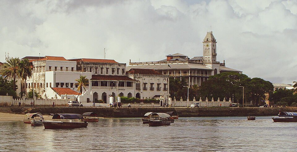 Zanzibar City — manufacturer and distributor portals for local businesses