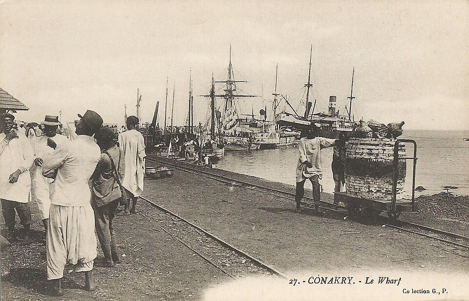Conakry — multi-vendor marketplaces for local businesses