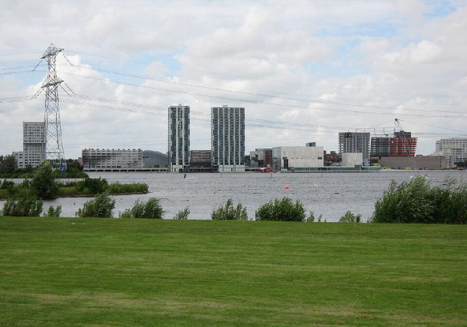 Almere — local market for online stores