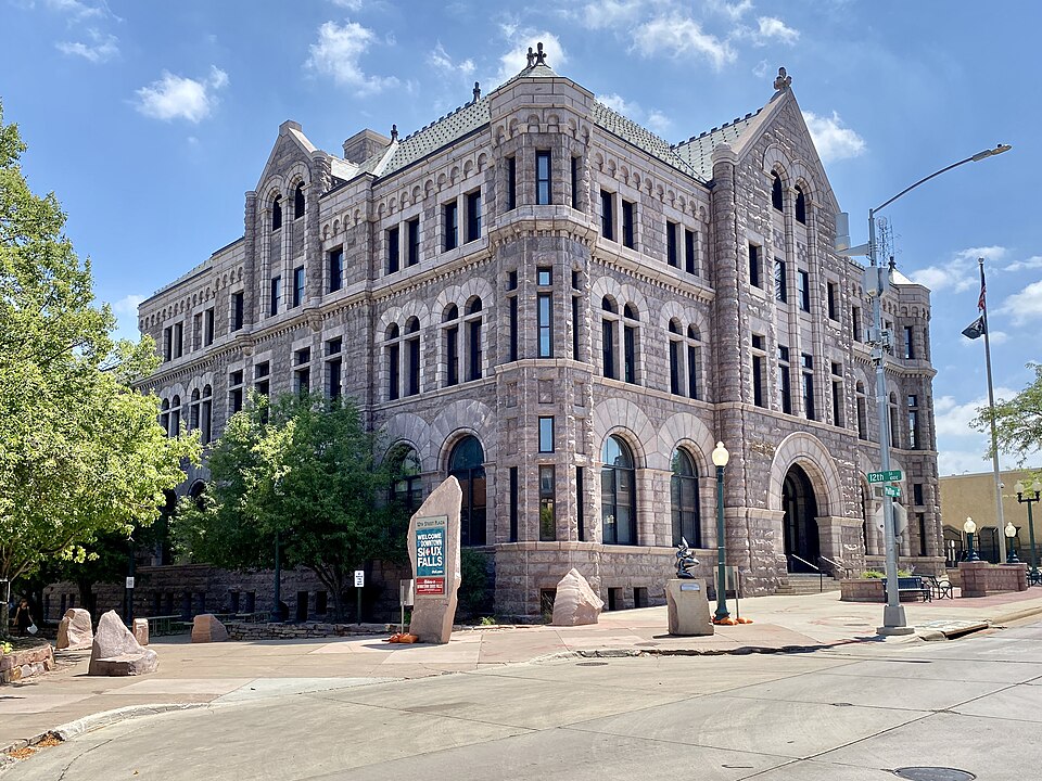Sioux Falls — local market for manufacturer and distributor portals